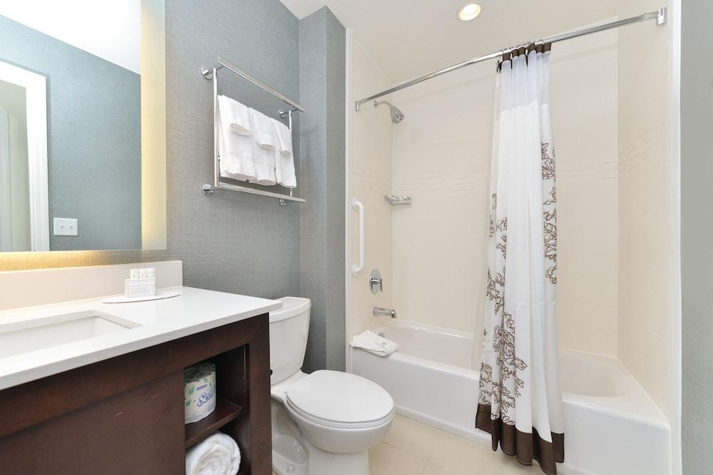 Hampton & Downtown Hotel Des Moines