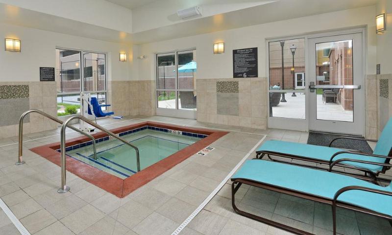 Hotel Hampton & Downtown Des Moines